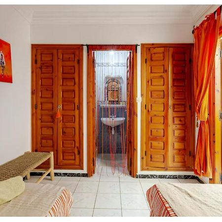 Maison Riad Traditionnel Idealement Situe A Marrakech Marrakesh Buitenkant foto