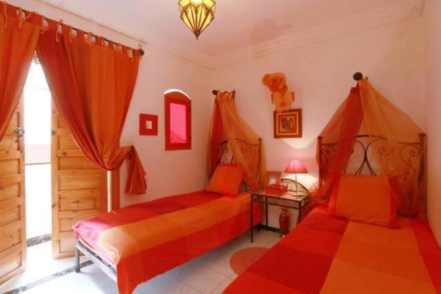 Maison Riad Traditionnel Idealement Situe A Marrakech Marrakesh Buitenkant foto
