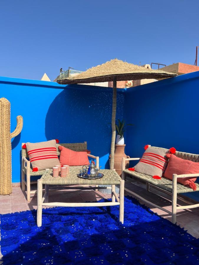 Maison Riad Traditionnel Idealement Situe A Marrakech Marrakesh Buitenkant foto