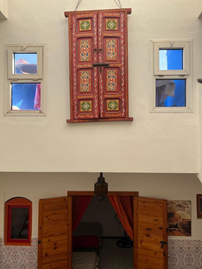 Maison Riad Traditionnel Idealement Situe A Marrakech Marrakesh Buitenkant foto